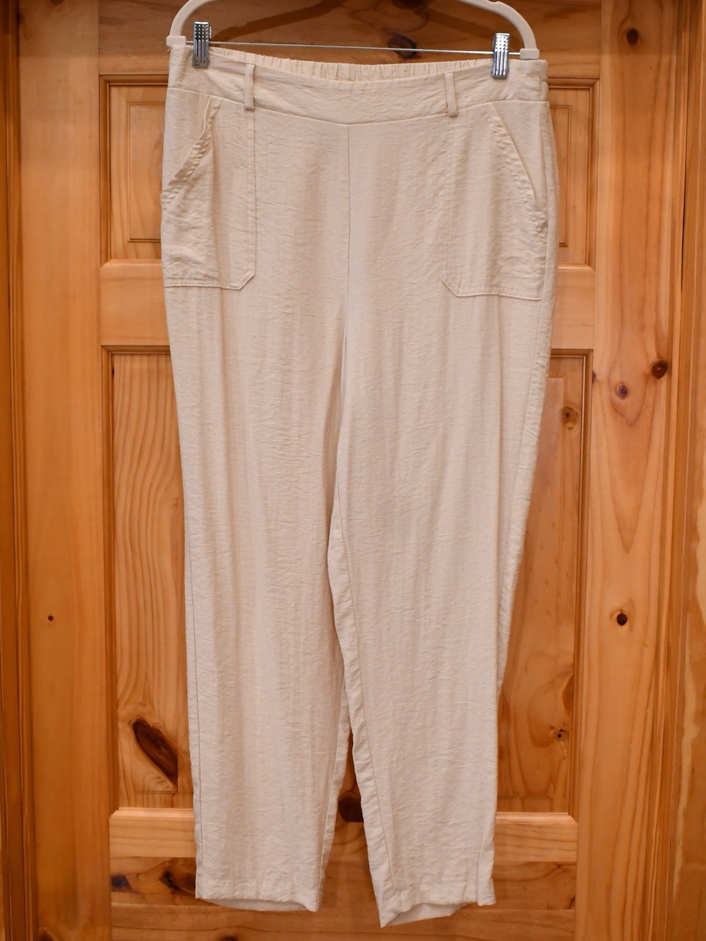 Soho Apparel Cream Ankle Pull-On Stretch Pants L